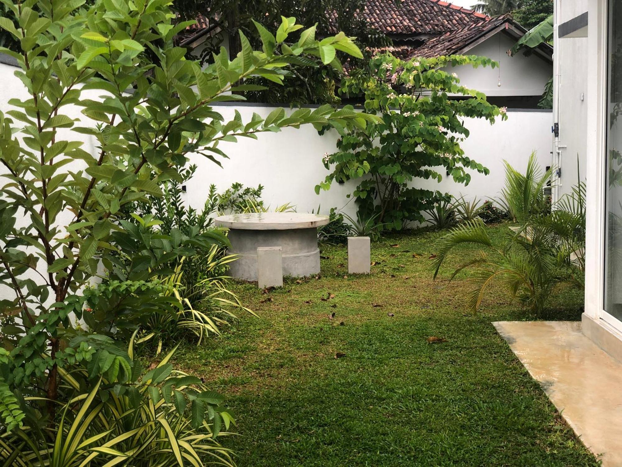 Luvi'S Villa Galle Exterior foto